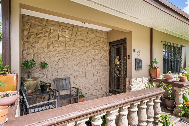 Image 6 of 38 For 45 212th St  