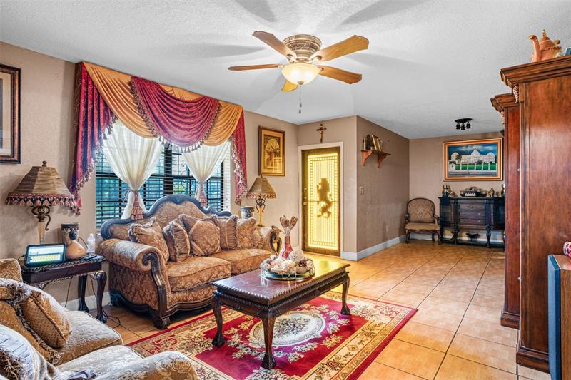 Image 9 of 38 For 45 212th St  