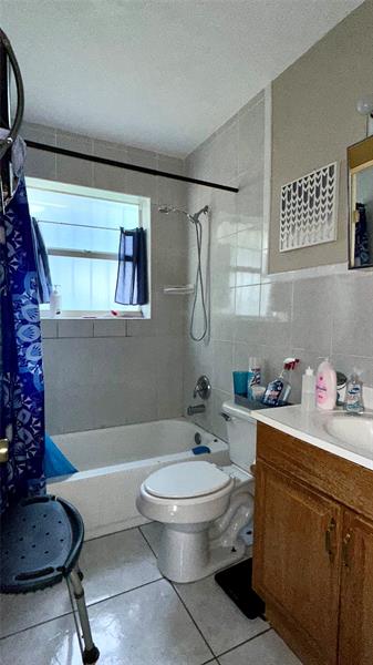 Image 16 of 27 For 4810 11th Pl