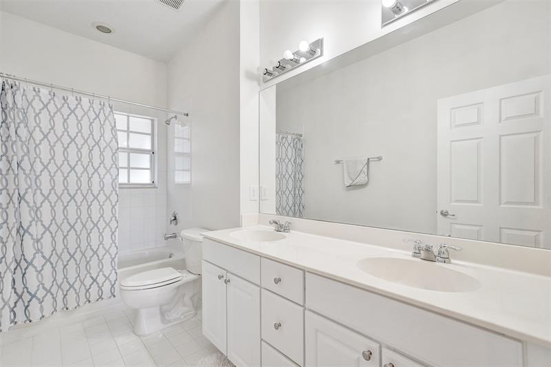 Image 41 of 54 For 228 6th Ct  228