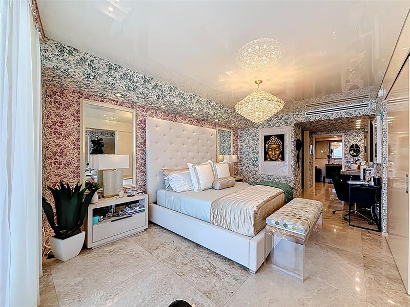 Image 11 of 37 For 1800 Ocean Dr  2709