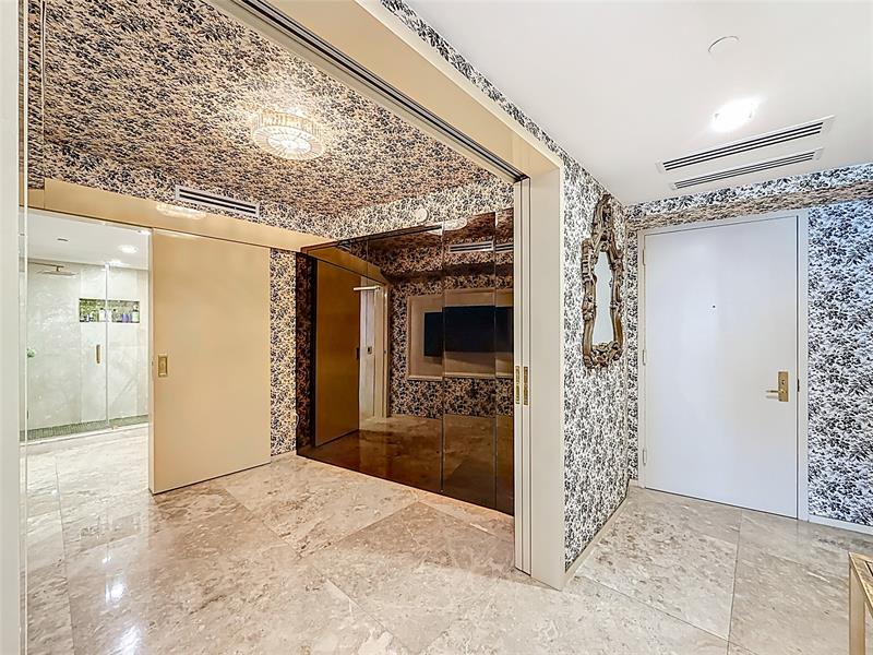 Image 20 of 37 For 1800 Ocean Dr  2709