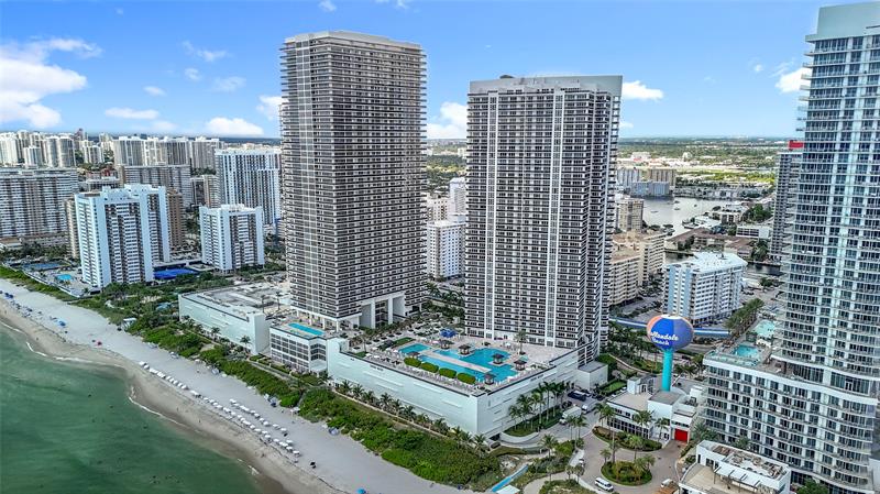 Image 30 of 37 For 1800 Ocean Dr  2709