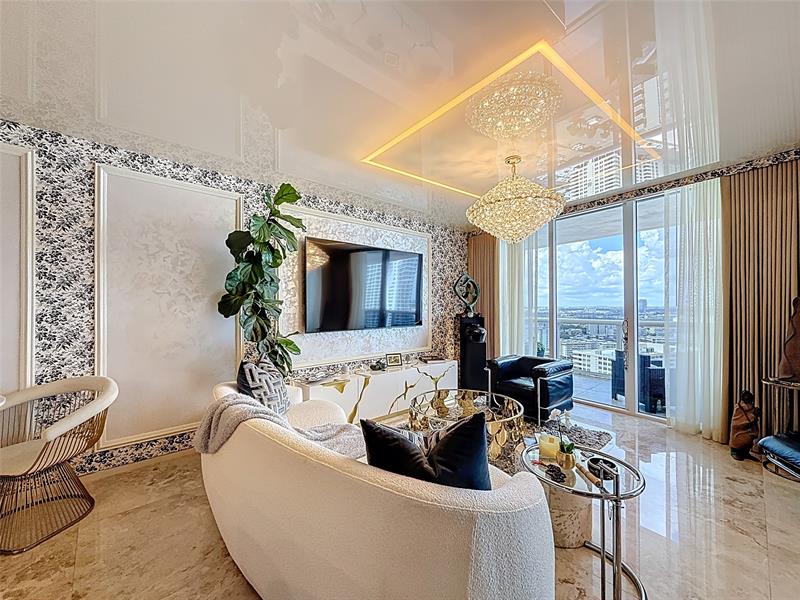 Image 9 of 37 For 1800 Ocean Dr  2709