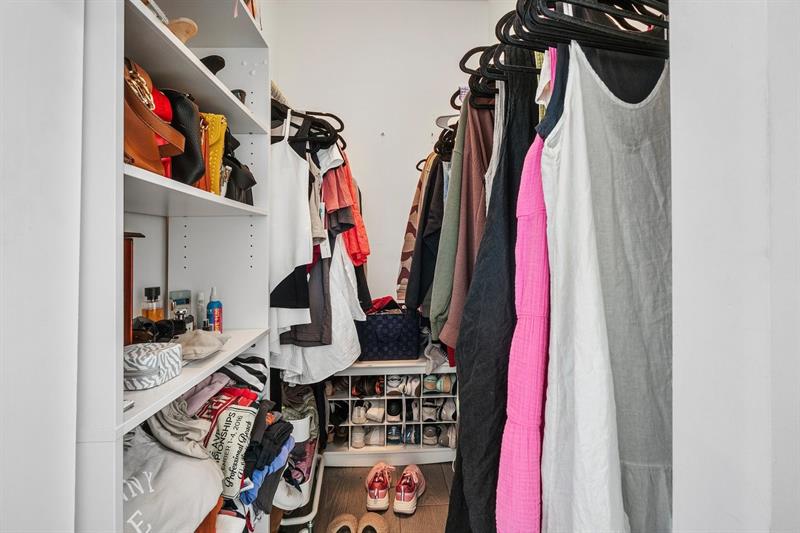 Image 18 of 44 For 1030 Crystal Way  104