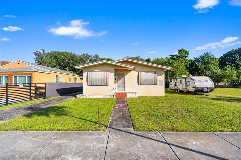 Image 19 of 35 For 23 116th St  