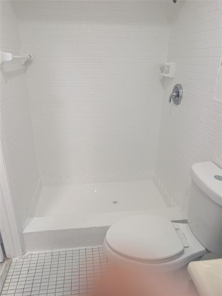 Image 11 of 20 For 5881 16th Pl  224