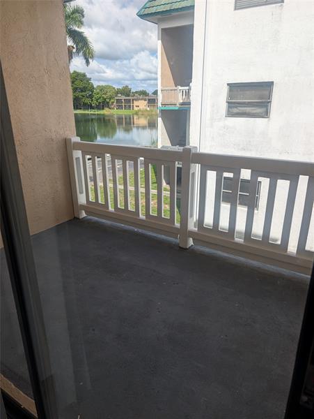 Image 4 of 20 For 5881 16th Pl  224