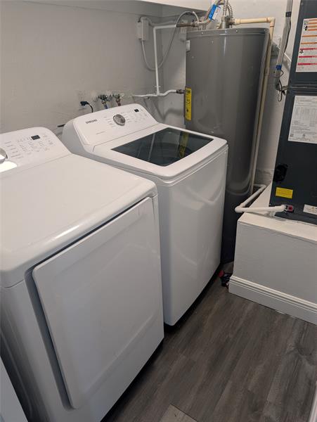 Image 4 of 22 For 5820 17th Pl  108