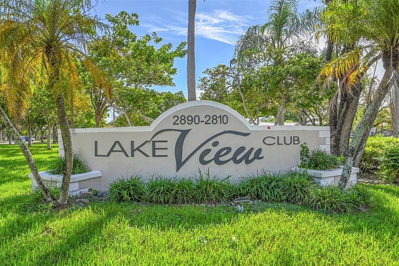 Image 28 of 47 For 2841 Oakland Forest Dr  106