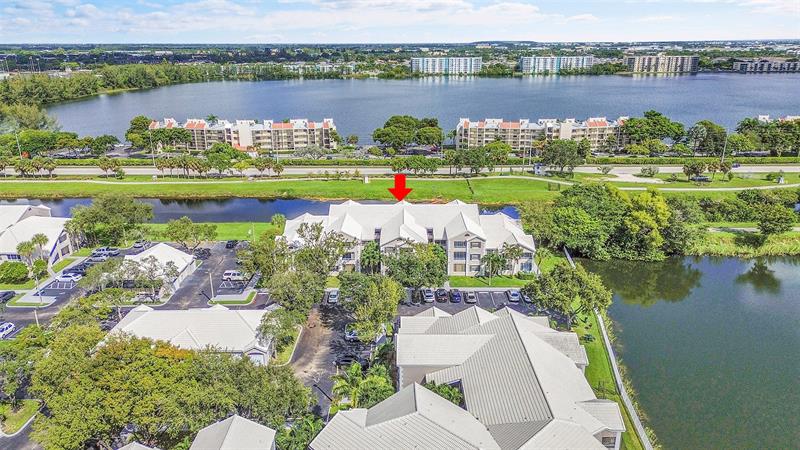 Image 42 of 47 For 2841 Oakland Forest Dr  106