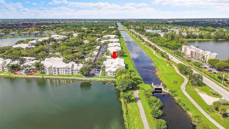 Image 44 of 47 For 2841 Oakland Forest Dr  106