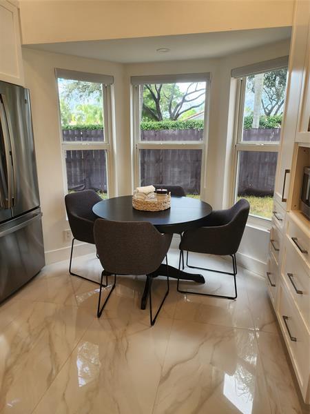 Image 17 of 57 For 1303 Seagrape Cir