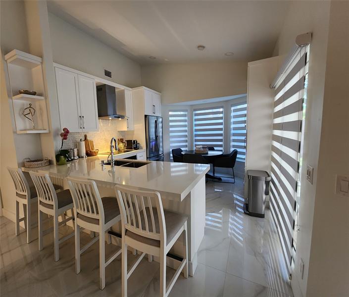 Image 22 of 57 For 1303 Seagrape Cir