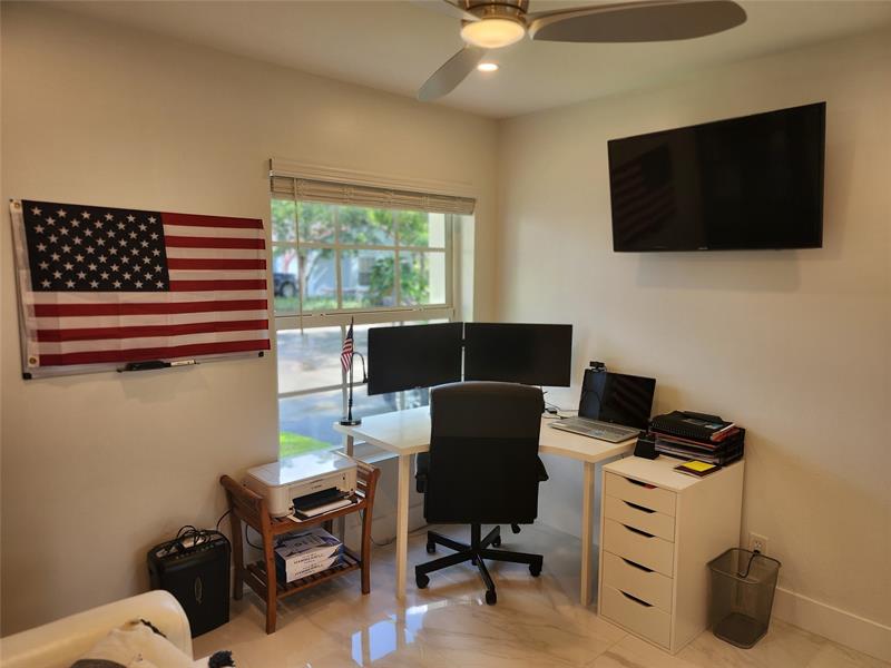 Image 34 of 57 For 1303 Seagrape Cir