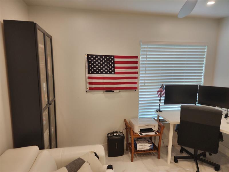 Image 35 of 57 For 1303 Seagrape Cir