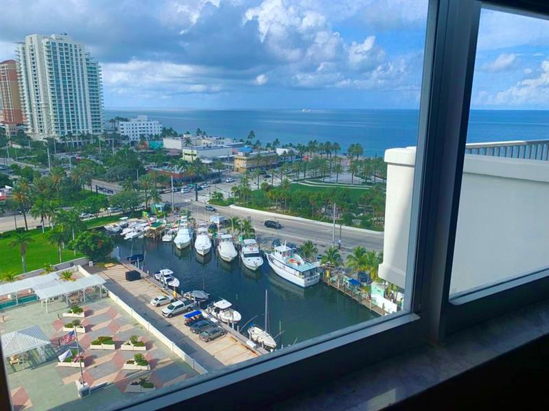 Image 8 of 64 For 1 Las Olas Circle  1415