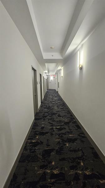 Image 19 of 20 For 3001 185th St  318