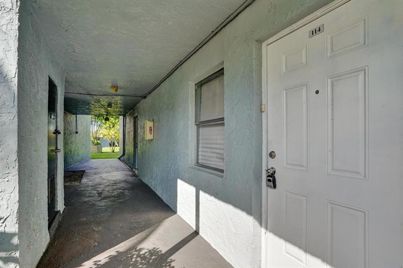 Image 29 of 31 For 9201 Lime Bay Blvd  114