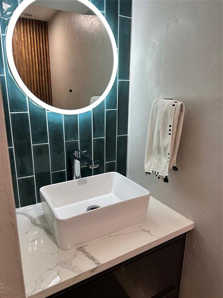 Image 14 of 30 For 620 28th St  207