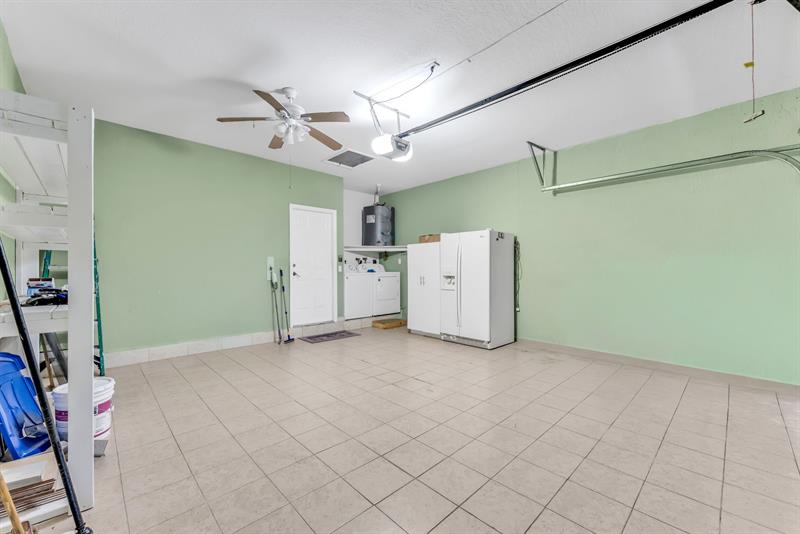 Image 30 of 36 For 16757 91st Ct