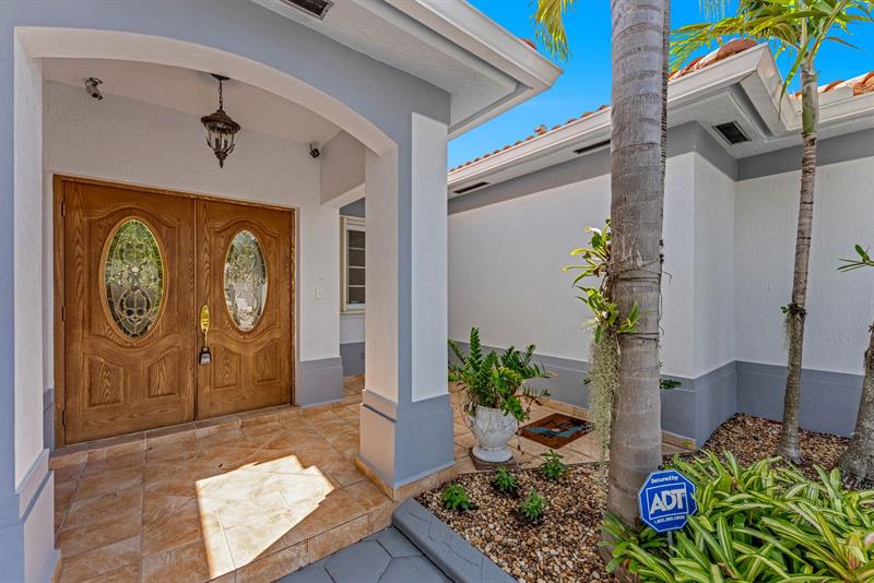 Image 4 of 36 For 16757 91st Ct