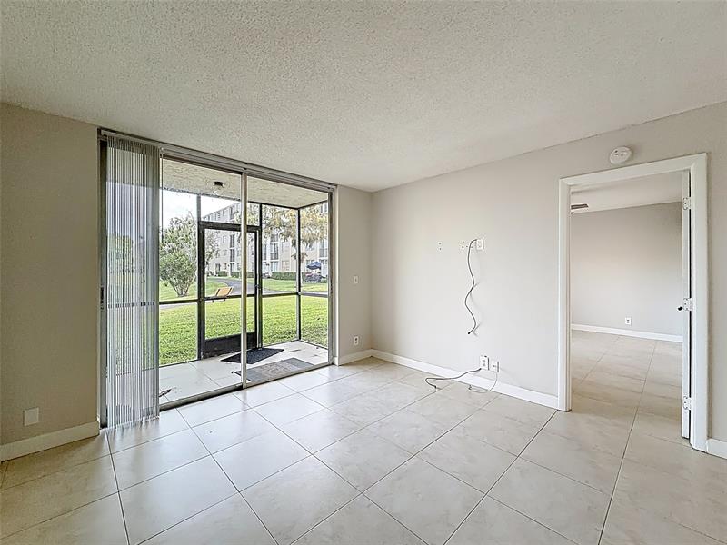 Image 20 of 42 For 7750 50th St  106