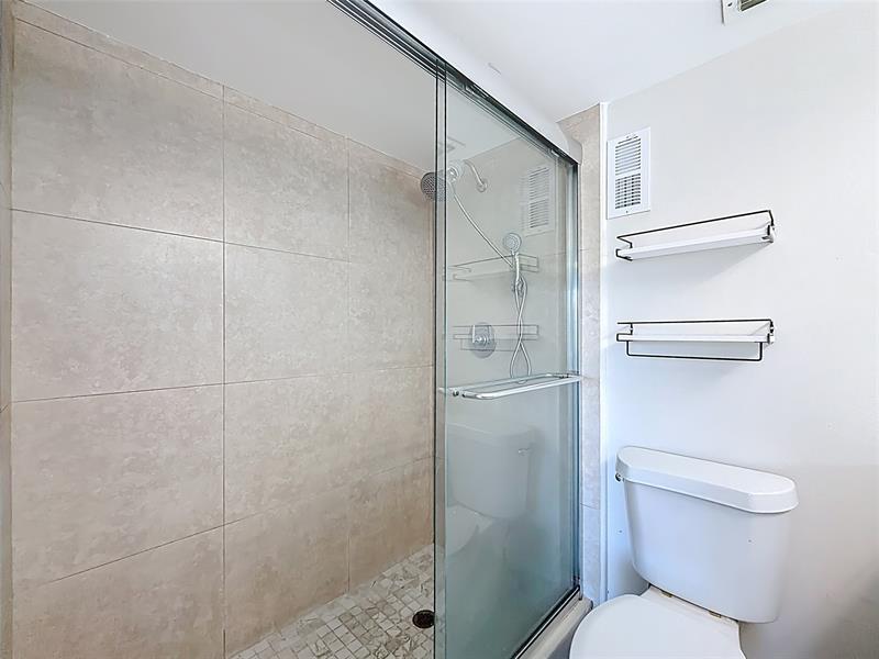 Image 29 of 42 For 7750 50th St  106