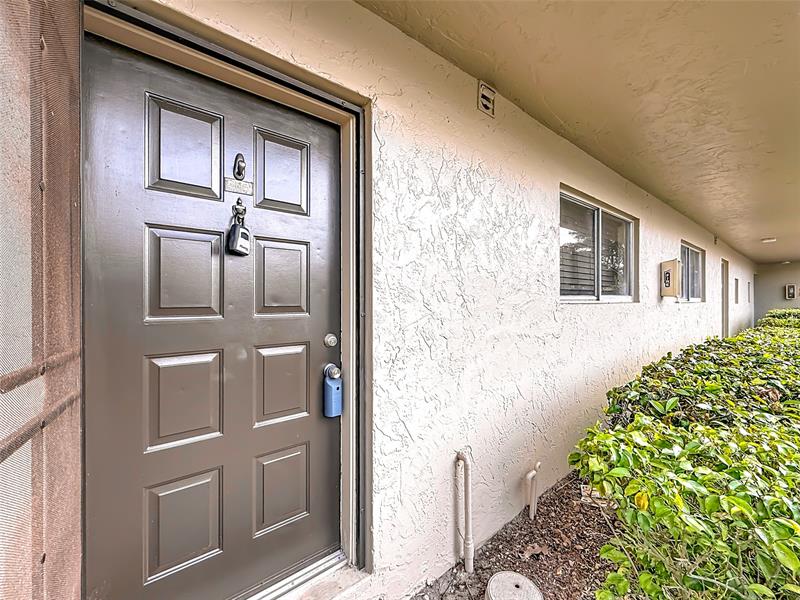 Image 6 of 42 For 7750 50th St  106