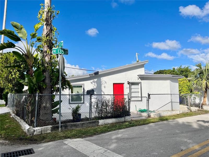 Details for 2201 135th Ln  2201, North Miami Beach, FL 33181