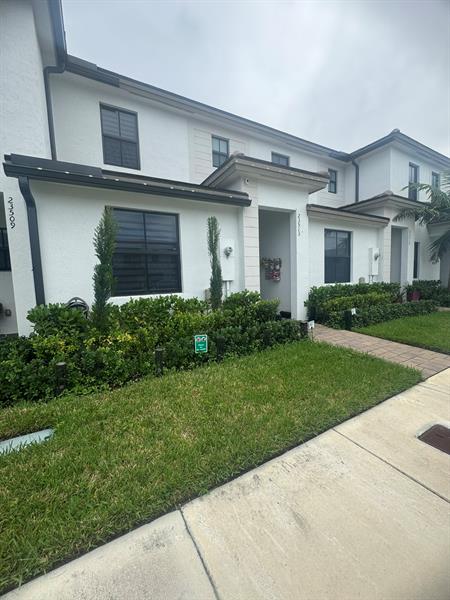 Image 6 of 38 For 23513 127th Pl