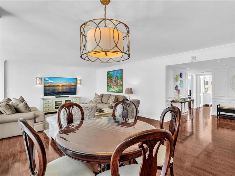 Image 17 of 85 For 4300 Ocean Blvd  19l