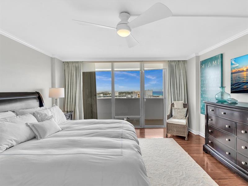 Image 26 of 85 For 4300 Ocean Blvd  19l