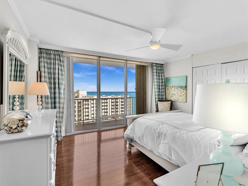 Image 31 of 85 For 4300 Ocean Blvd  19l