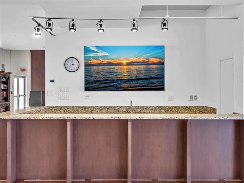 Image 48 of 85 For 4300 Ocean Blvd  19l