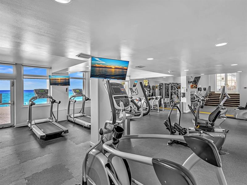 Image 51 of 85 For 4300 Ocean Blvd  19l