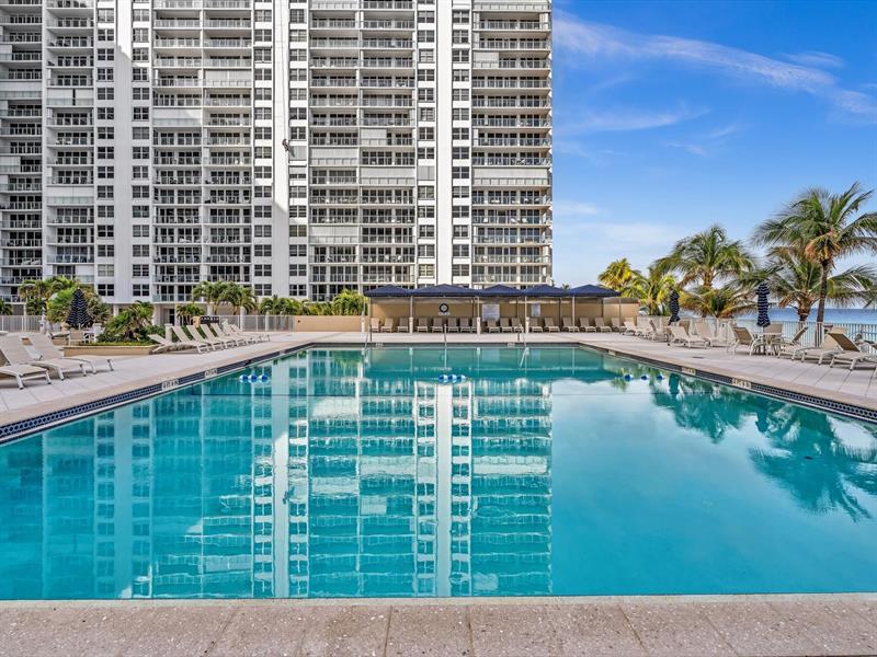 Image 60 of 85 For 4300 Ocean Blvd  19l