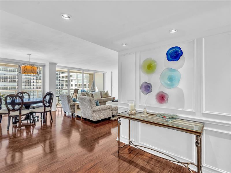 Image 8 of 85 For 4300 Ocean Blvd  19l