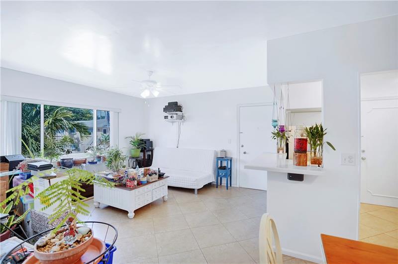 Image 10 of 19 For 5700 22nd Way  322
