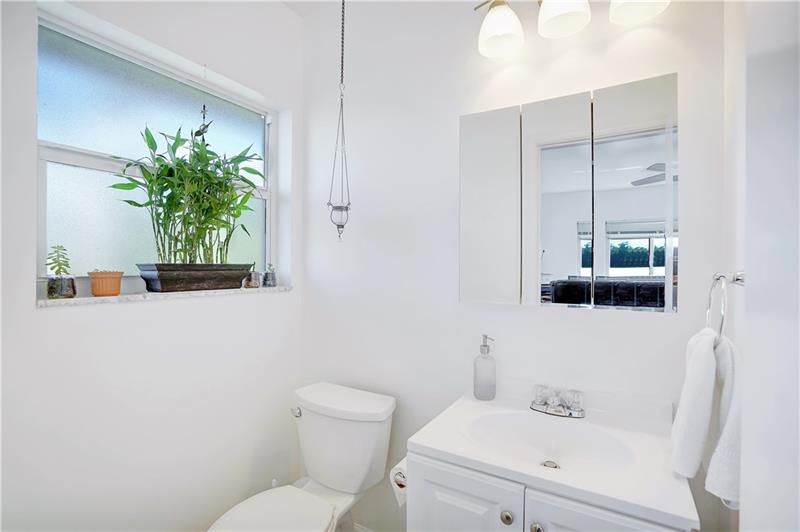 Image 15 of 19 For 5700 22nd Way  322