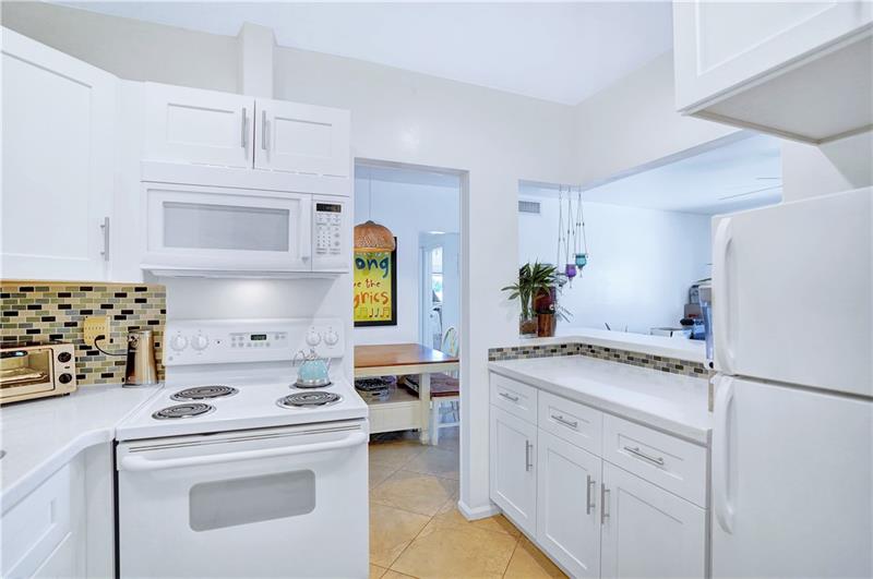 Image 7 of 19 For 5700 22nd Way  322