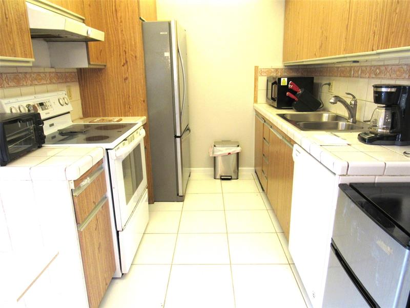 Image 4 of 55 For 2103 Lucaya Bnd  J2
