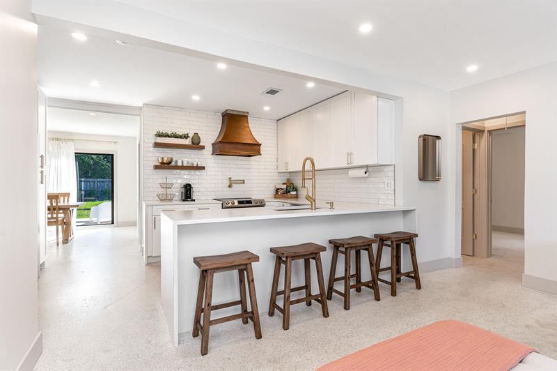 Image 3 of 18 For 1604 16th Ave