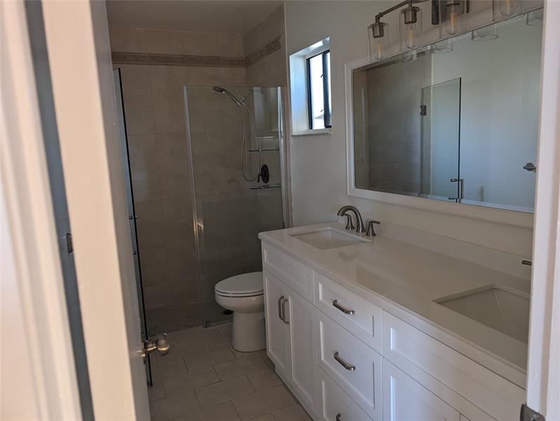 Image 12 of 26 For 707 3rd Ave  