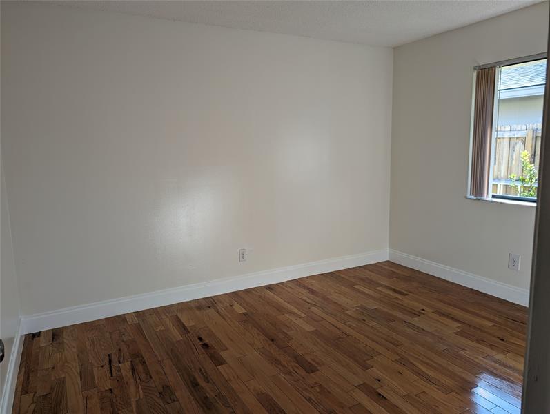 Image 16 of 26 For 707 3rd Ave  