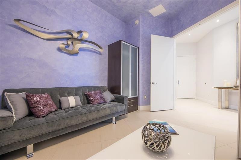 Image 15 of 30 For 15901 Collins Ave  Ph4303