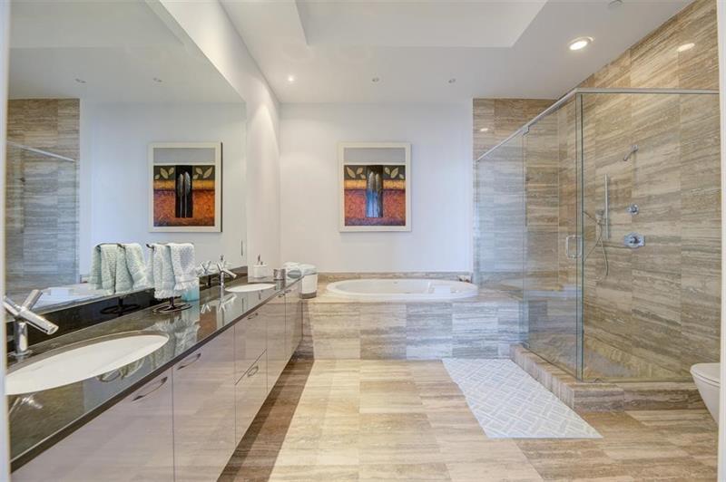 Image 7 of 30 For 15901 Collins Ave  Ph4303