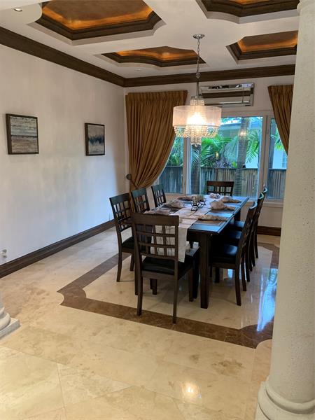 Image 17 of 30 For 2626 Barcelona Dr