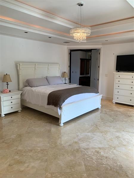 Image 27 of 30 For 2626 Barcelona Dr