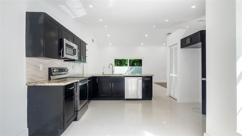 Image 13 of 29 For 1811 124th Way